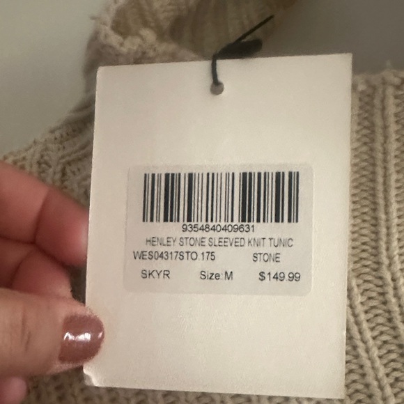 DISSH Cream Ribbed Knit Top Size Medium - Picture 4 of 16